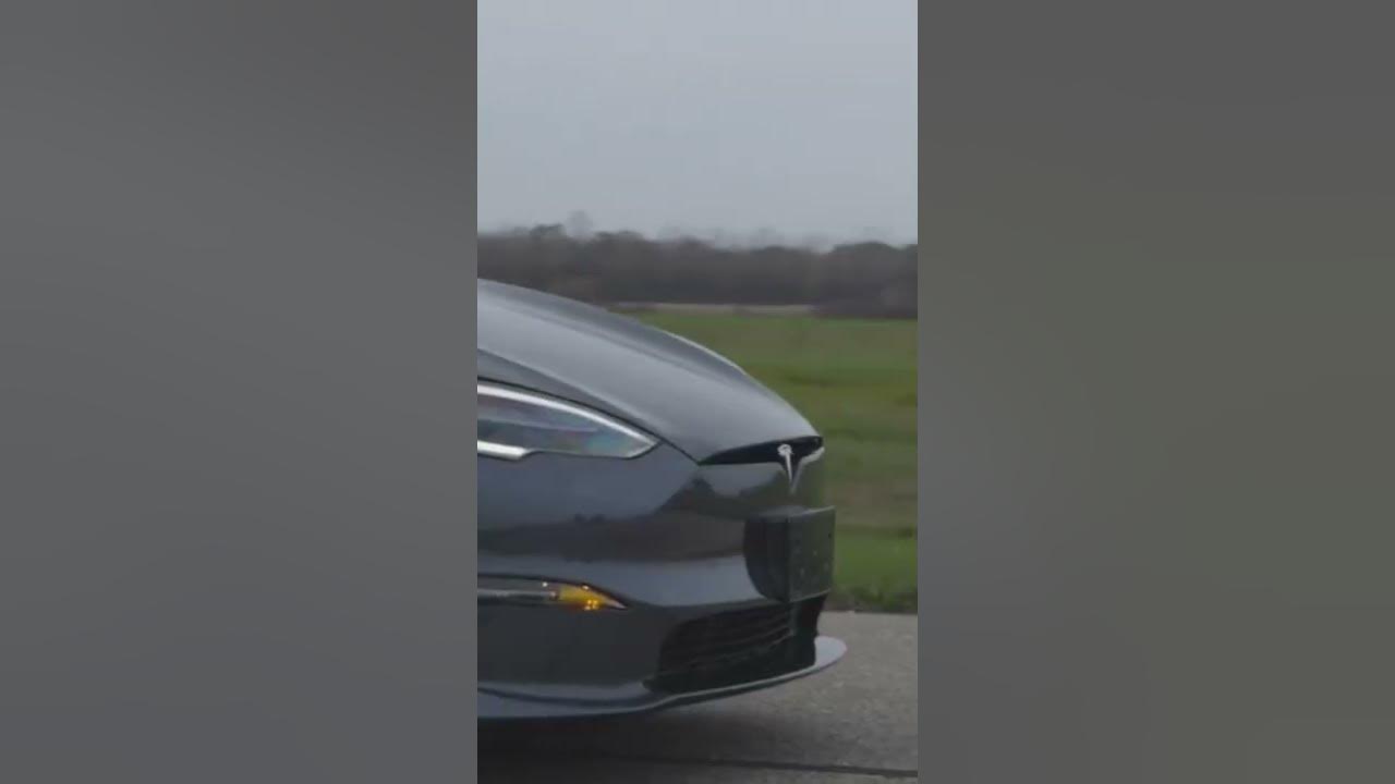 Tesla Model S Plaid Gains Track Mode, Top Speed Increases To 175 MPH