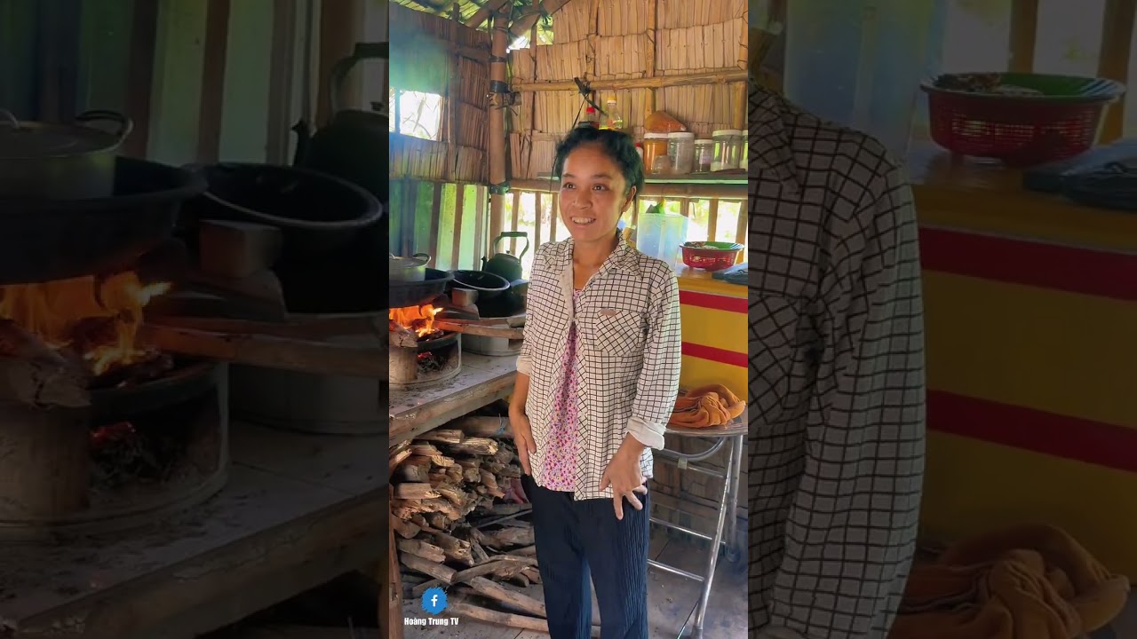 Xuân thảo nấu món canh chua độc lạ ngày Tết.!#XuanThao #U30 