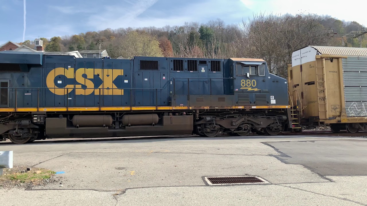 Long CSX Autorack train with mid train DPU at West Newton PA - YouTube