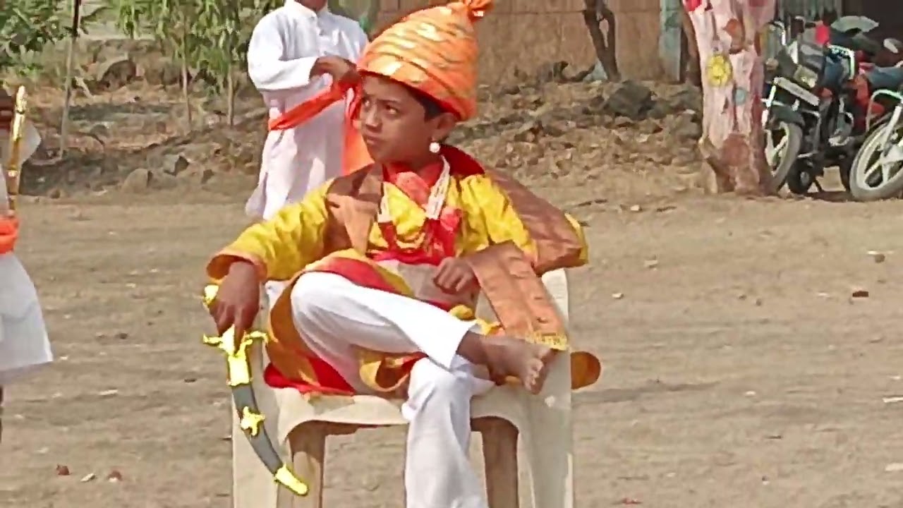 छत्रपती शिवाजी महाराज यांच्या जीवनावरील पोवाडा सादरीकरण 