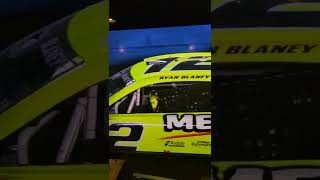 #let #ryanblaney #fix #window #net #nascar #allstar #texas #texasmotorspeedway