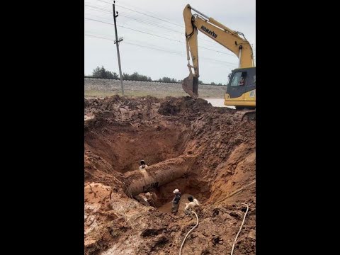 На магистральном водоводе Евпатории устраняют последствия аварии