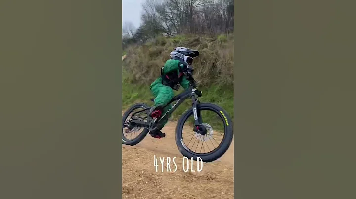 2 year olds MTB glow up 🤯 #enjoytheride
