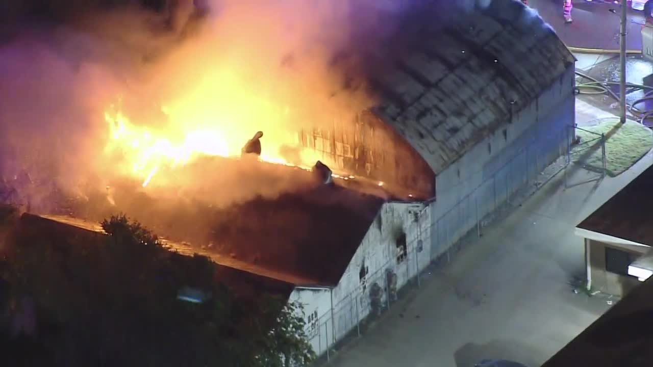 Several crews battle large flames at northwest Oklahoma City building ...