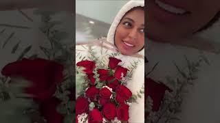 سنابات حنان الريمي اثناء استقبالها في تايلاند