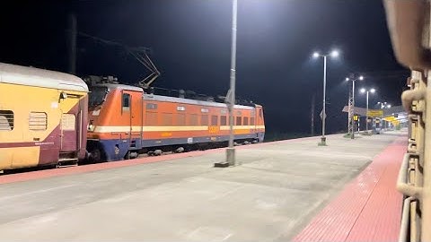 16km long Parallel race| Howrah Azimganj Kaviguru Exp madly Chasing Sealdah Malda Gour Express