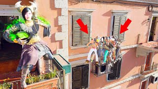 ALL 24 OF THEM GOT STUCK TRYING TO PUSH ME OFF THE MAP!!