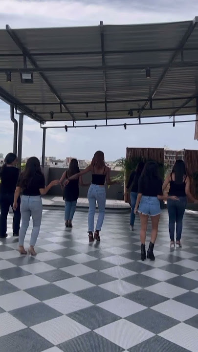 Element EleéeH/FOU DE TOI ft Ross kana & Bruce Melodie (Kizomba)… #ladystyle ❤️