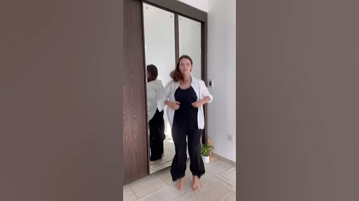 It’s the best Pants if you’re Petite #howtostyle #howtowear #effortlessstyle #petitefashion #shorts