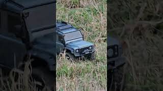 👉 🚗 Mini jízda po louce | RC Defender