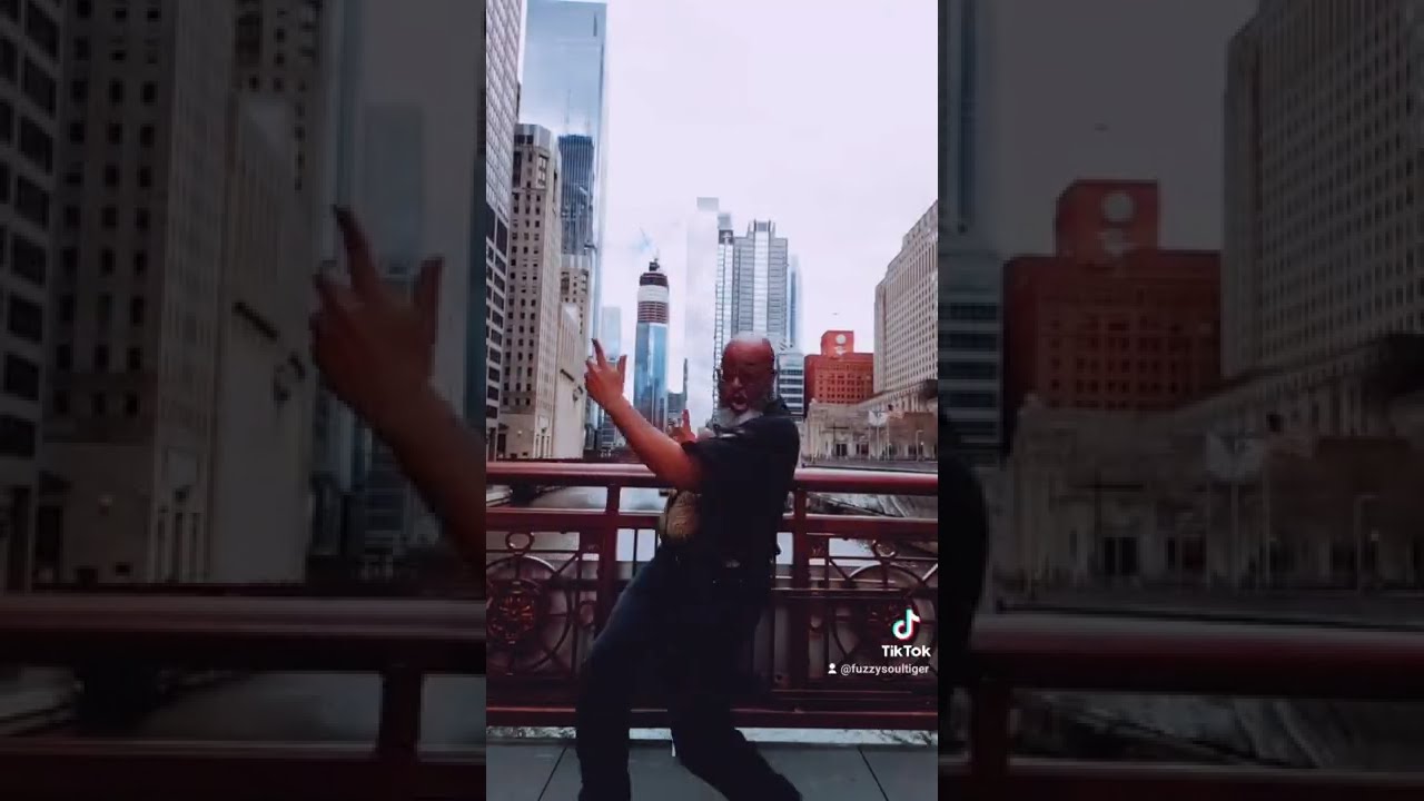 Reminiscing (Remastered 2010) - YouTube