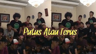 Story WA putus atau terus cover