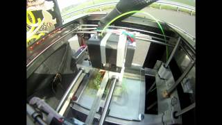 3d printer Sharebot: Kiwi3D on Harley