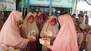 VID.1 Slide Show, Santunan Yatim Piatu Dhu'afa Binaan Masjid Al Manar Oleh Badan PPSDMK KEMKES RI