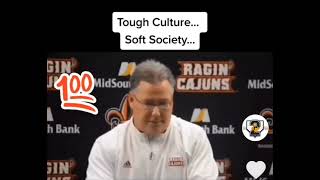 D1 Baseball Coach - Tough Team Culture vs Soft Society screenshot 1