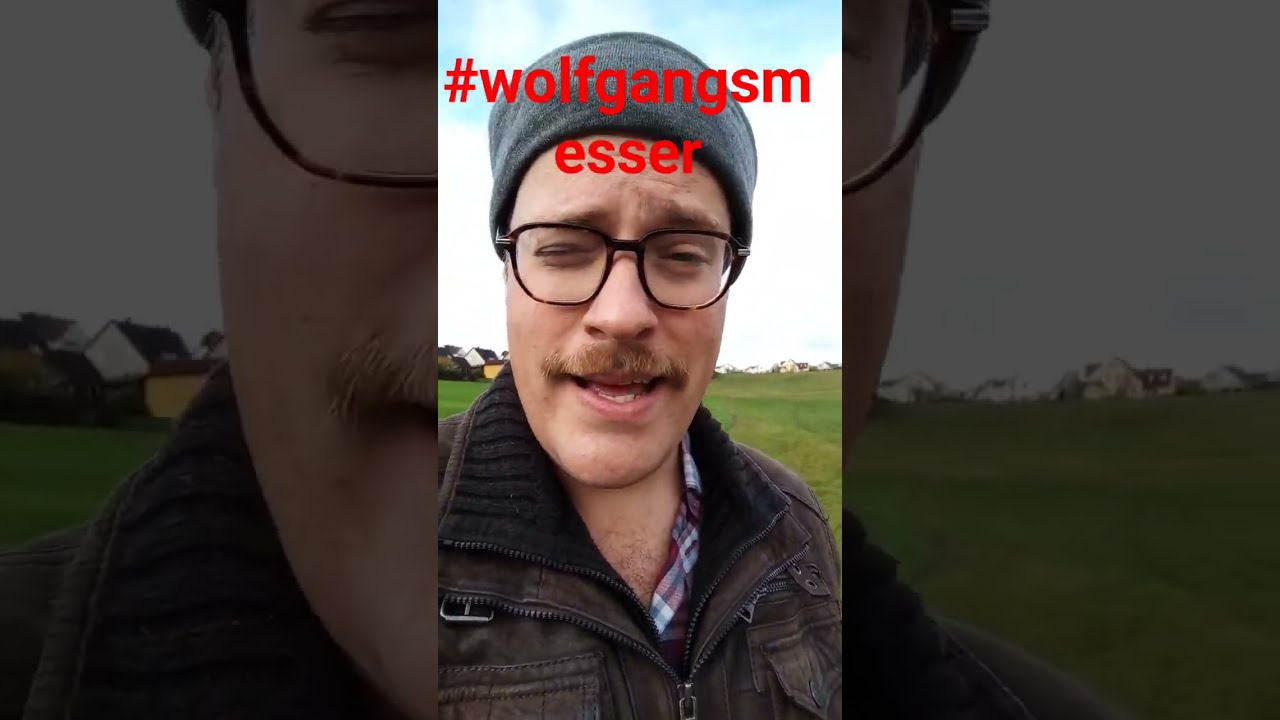 Auf dem Feld mit Vauen und Wolfgangs 😄 #vauen #wolfgangsmessee - YouTube