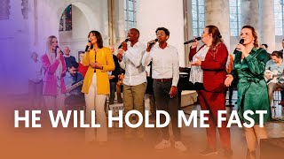 Video thumbnail of "He will hold me fast - Nederland Zingt"