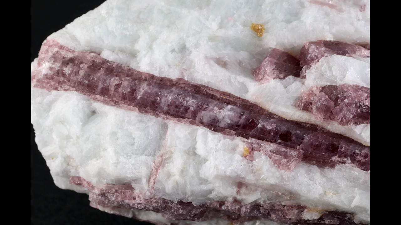 ピンクトルマリン 原石 母岩付き 296g / Pink Tourmaline - YouTube