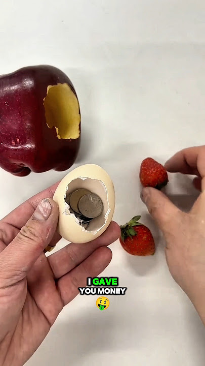 My daughter Natasha is hiding coins and strawberries in apples🍓😍 #shorts