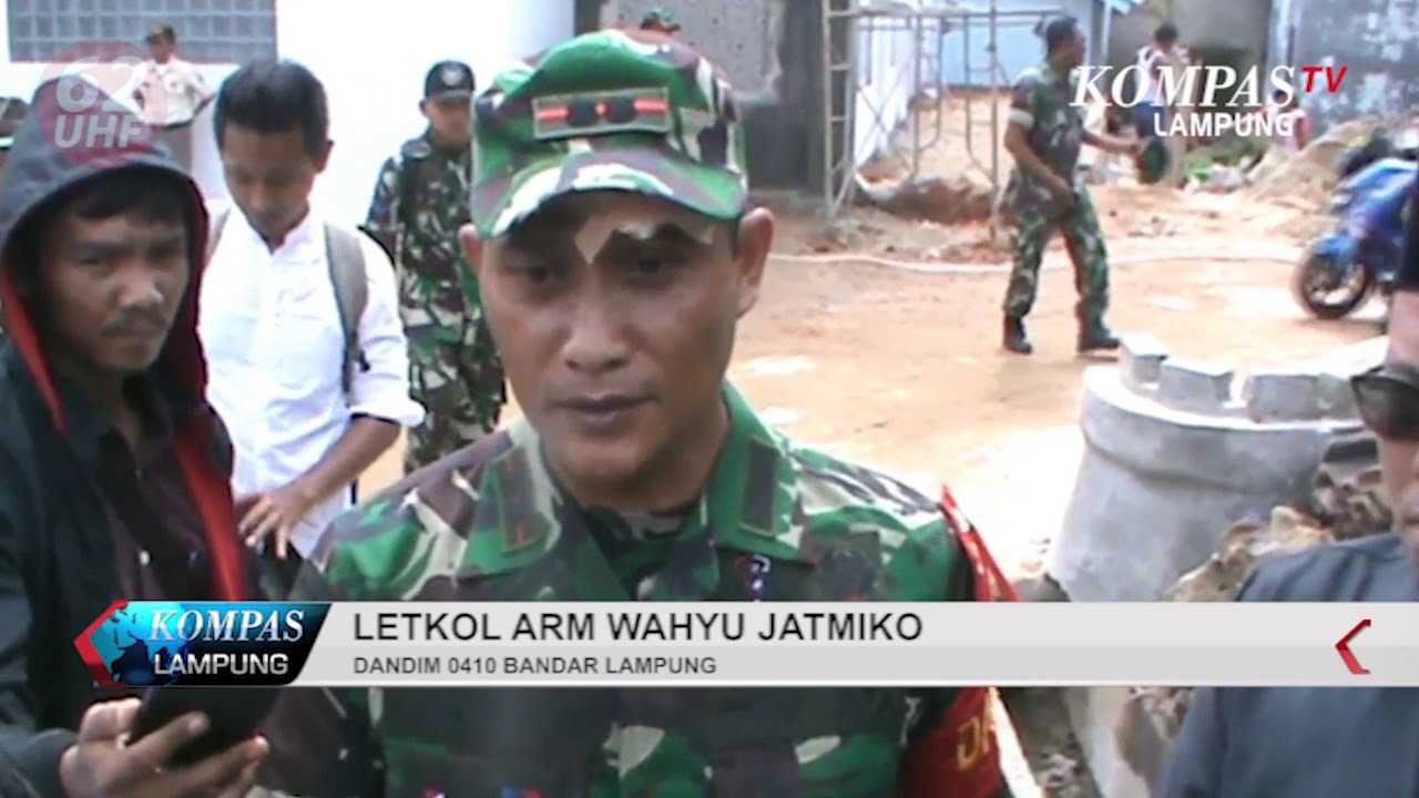 PENUTUPAN TMMD WARGA MENDAPAT PENGOBATAN GRATIS