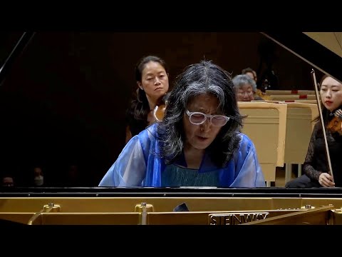 MITSUKO UCHIDA ~ Beethoven Piano Concerto # 5 / BSO /Andris Nelsons 10/22