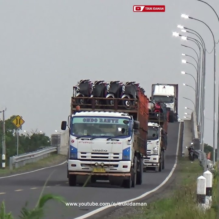 MANTAP !!! PASUKAN TRUK TRAILER MUATAN MOTOR #shorts