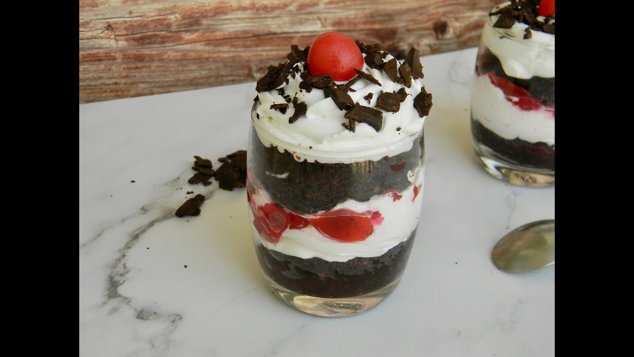 DLux Mini Dessert Cups Black Forest Cake