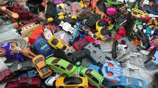 Playdays Collectibles Sunday morning Hotwheels hunting at the swap meet!. 6.23.19