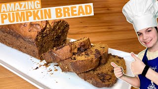 Old-fashioned pumpkin bread with pumpkin spice | Perfect for fall