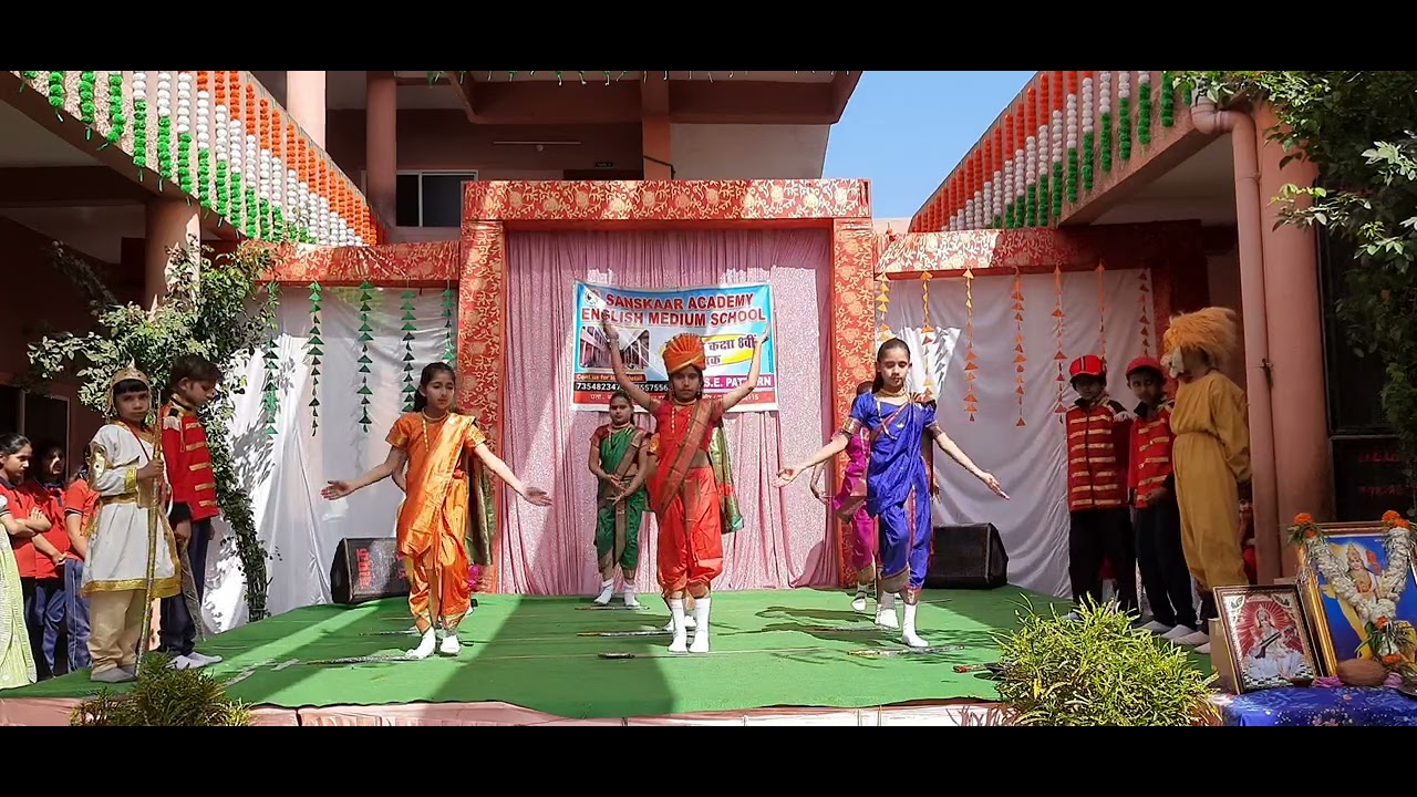 Jhalkari Bai Act on 26th January at Sanskaar Academy School - YouTube