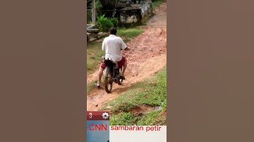 Ngeri"""detik-detik sambaran petir yang terekam CCTV