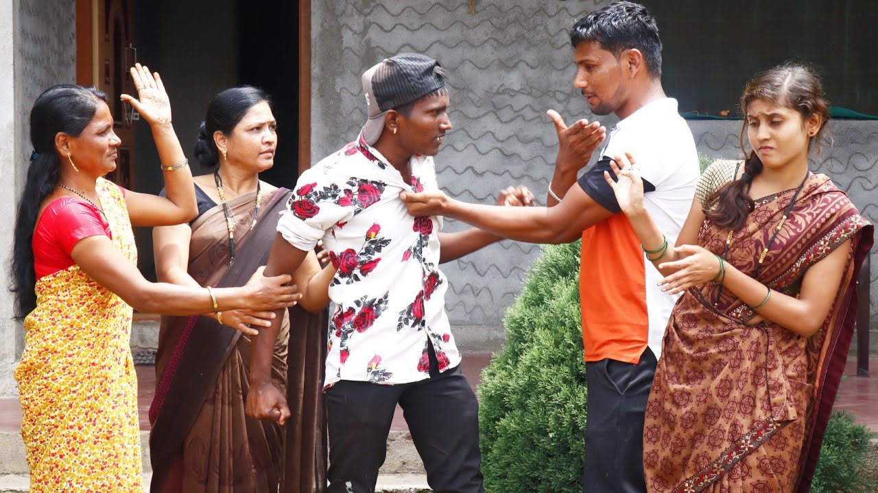 गोलिगतची जुनी प्रेयेसी आली माहेराला😍 रस्त्यात अडवून नवऱ्यासमोर हाताला धरून माझ्याबर पळून चल मनला😲😂