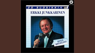 Video thumbnail of "Erkki Junkkarinen - Nuoruusmuistoja"