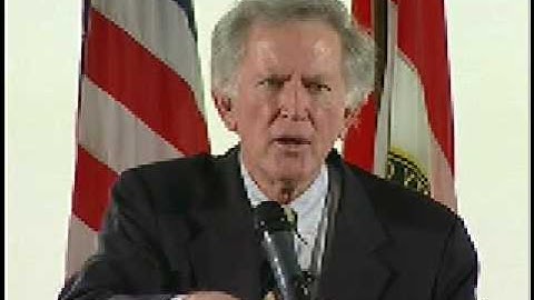 Gary Hart: Point Loma Writer