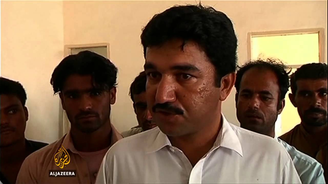 البحث عن ناجين في بلوشستان
