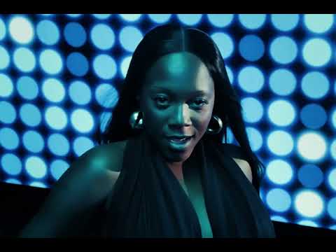 Rachel Chinouriri - Pretty girls (Official Music Video)