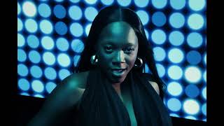 Rachel Chinouriri - Pretty girls (Official Music Video)