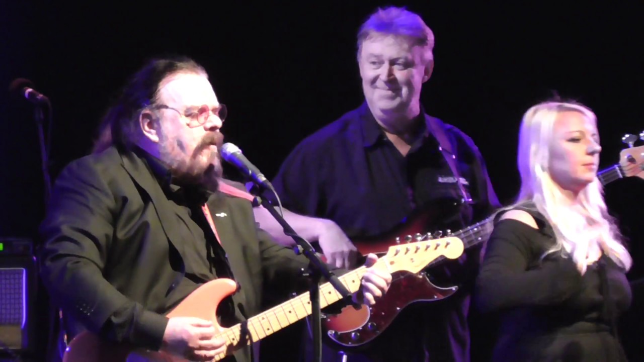 ROY WOOD FLOWERS IN THE RAIN YouTube