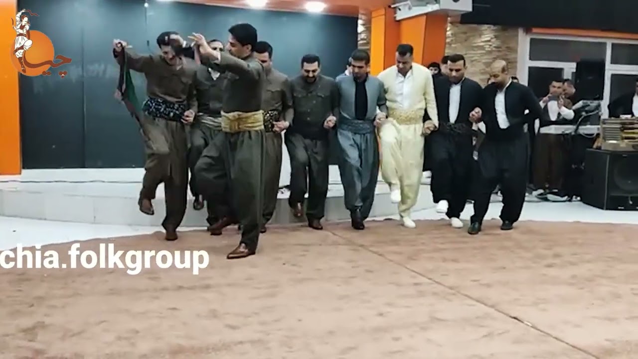 اجرا در مراسم سالگرد گروه " آگرین "بانه