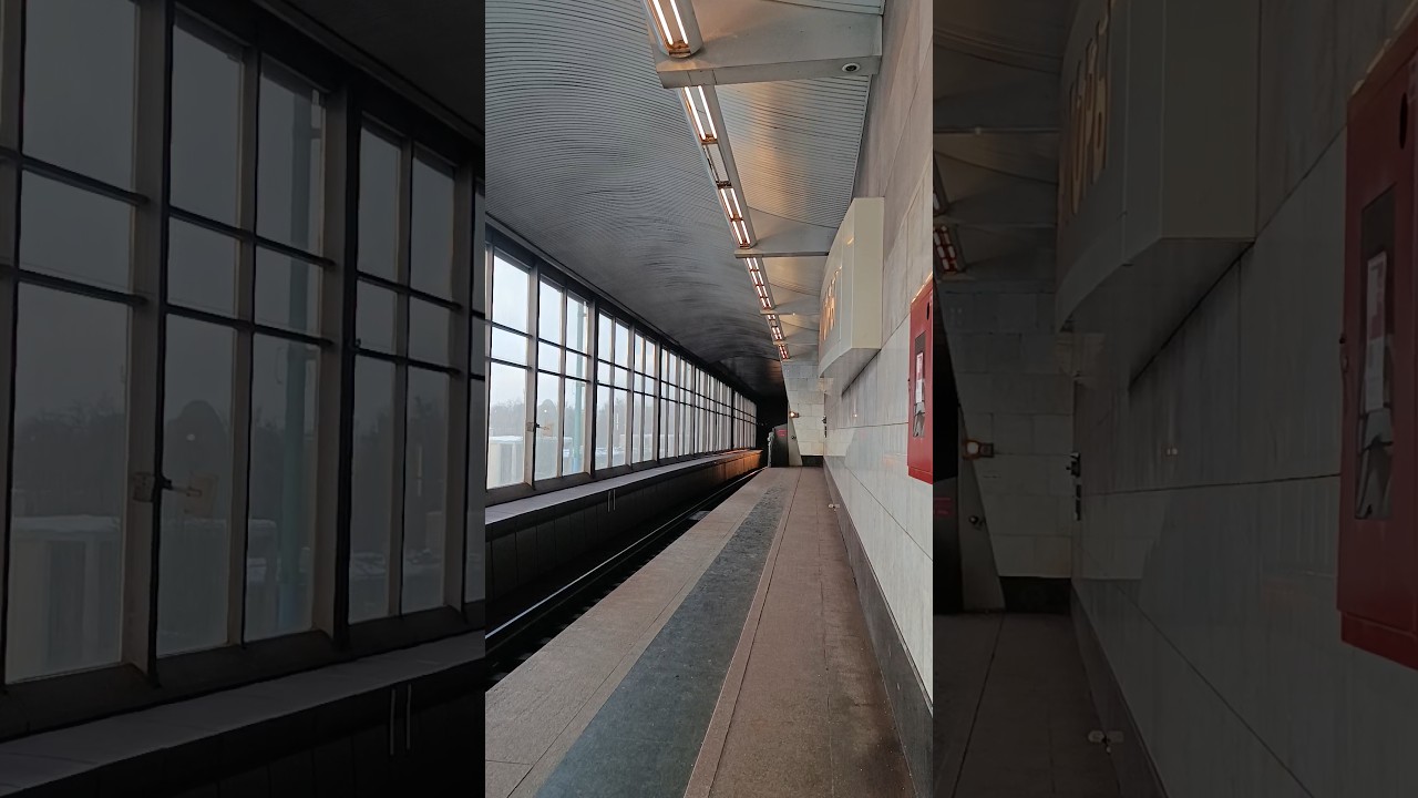 Электропоезд 81-717.5М/714.5М "Номерной" прибывает на станцию "Воробьёвы горы" СЛ (1)