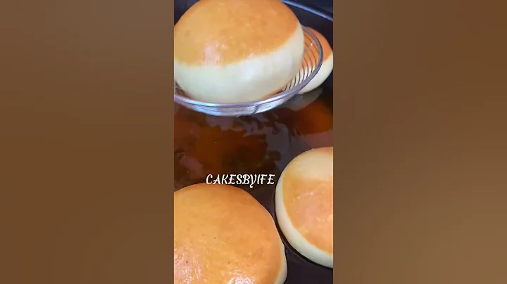 Fluffy jam & chocolate filled doughnuts 🍩 #donuts #doughnut