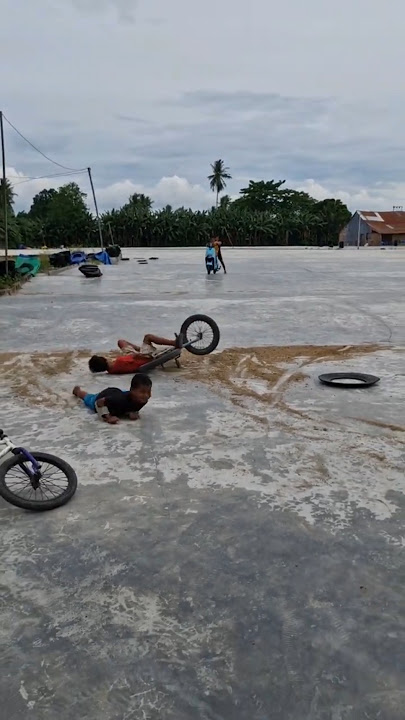 Jatuh dari sepeda #short