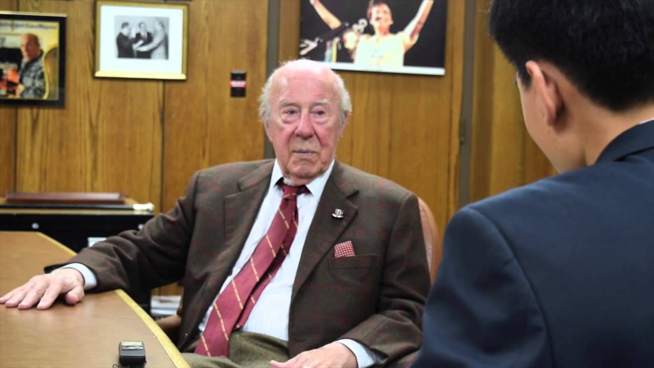 A Conversation with George Shultz: The Cold War - YouTube