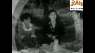 P.Ramlee - 'Dengarlah Sang Ombak Berdesir' petikan filem 'Penarik Beca' (1955)