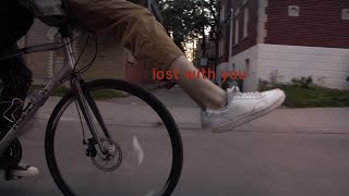 Video voorbeeld van "Patrick Watson - Lost With You (Official Video)"