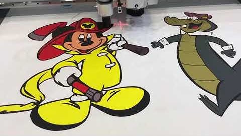 flatbed cnc digital cutting machine with oscillating knife tool big vision camera ccd and spindle