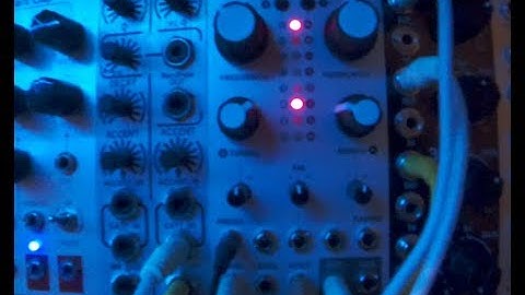 Mutable Instruments Plaits 15/30 : Switched Drum