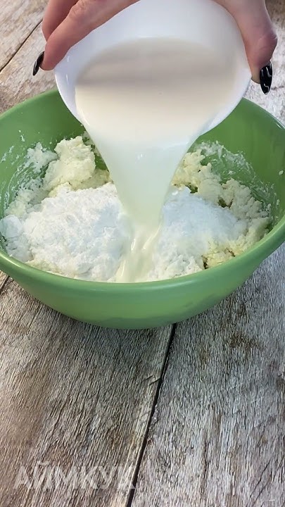 Творожный крем-чиз - подойдет для прослокий тортов и пирожных, либо как ...