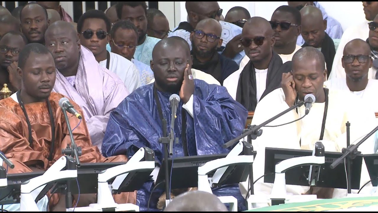 Ramadan 2025: Revivez l'intégralité de la prestation Kurel 𝐍𝐮̂𝐫𝐮-𝐝 𝐃𝐚̂𝐫𝐚𝐲𝐧𝐢 HT Touba