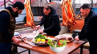 Carnicero prepara ENORMES canales de pescado | Carne a la barbacoa con salsas | Cook a Huge Catfish